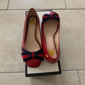 Gucci flat